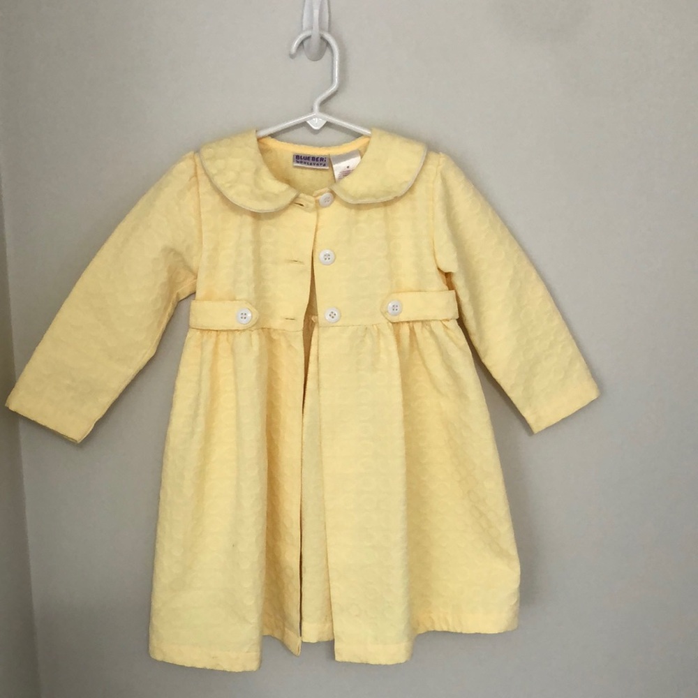 Girls size 4T yellow spring jacket. Great condition